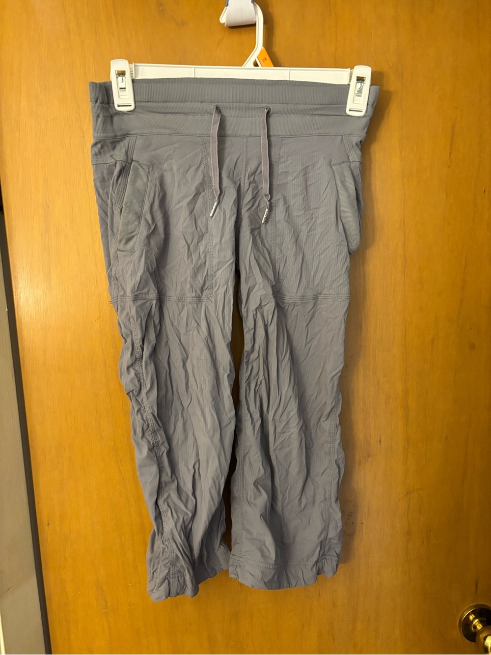 Lululemon dance studio capris
